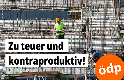 Arbeiter bei Brückenbauarbeiten