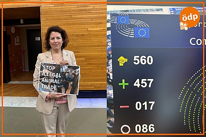 Manuela Ripa mit Abstimmungsergebnis