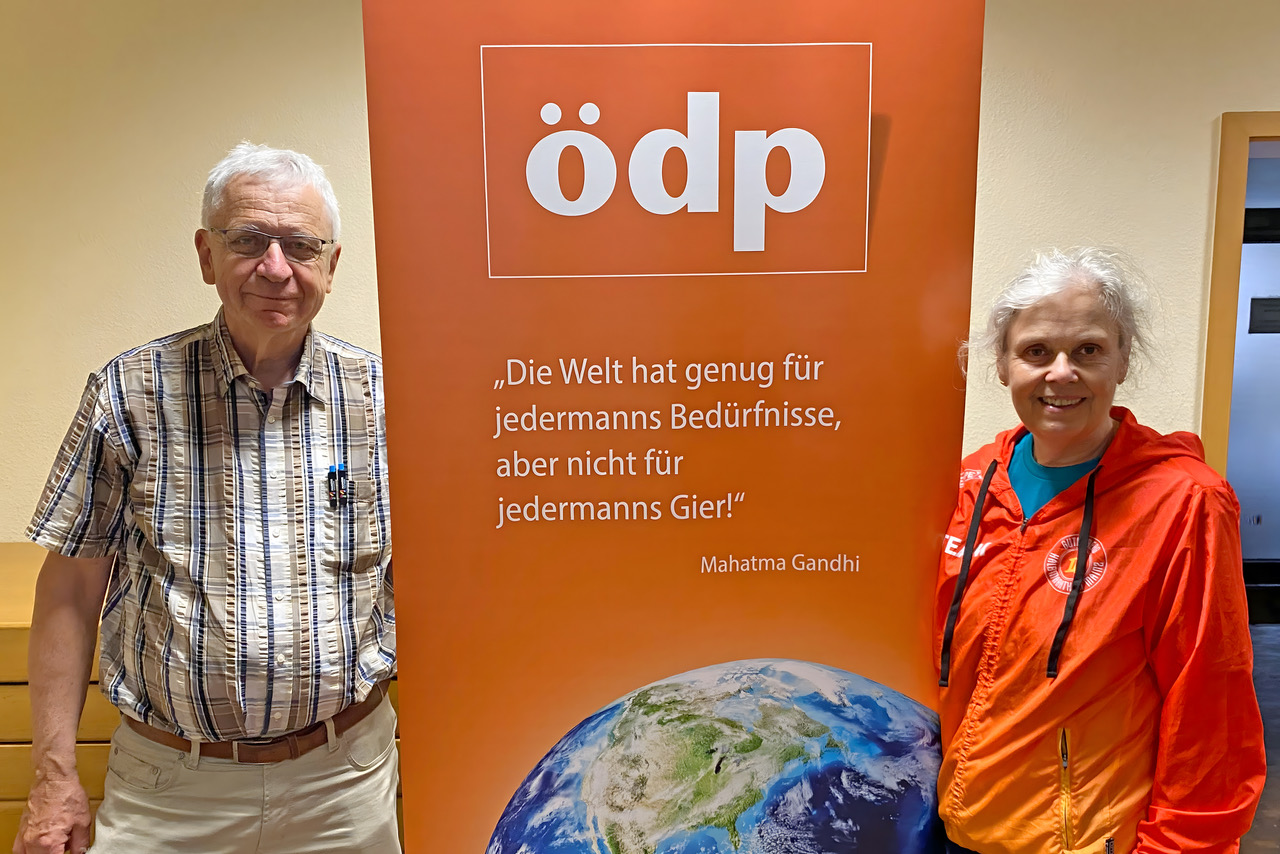 Prof. Dr. Felix Leinen und Dr. Gitta Weber